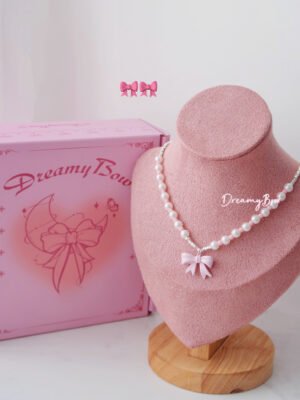 Necklace Handmade Bow pendant with pearl